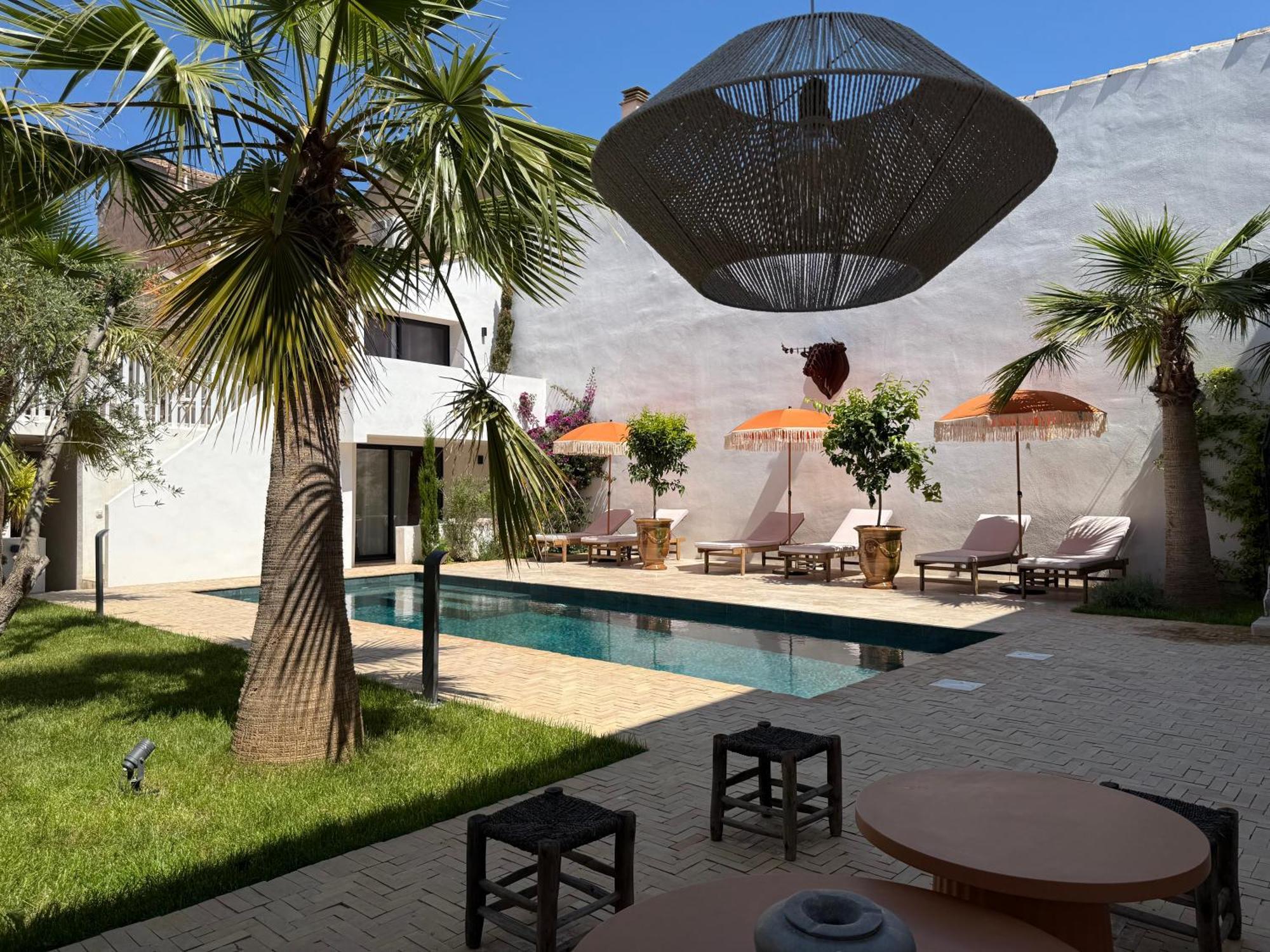 La Maison De Ville - Piscine - Spa Sète Exteriör bild